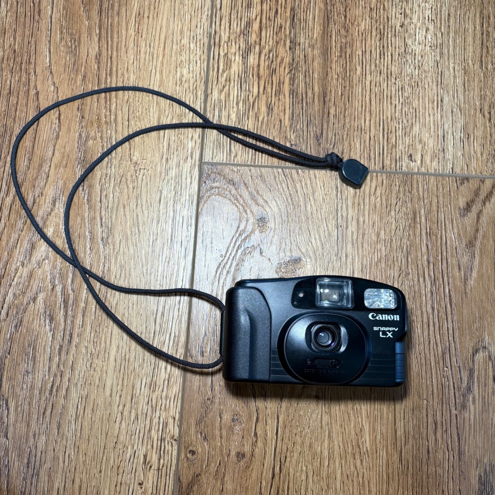 Canon Snappy LX 35mm Film Camera Black Point and Shoot READ